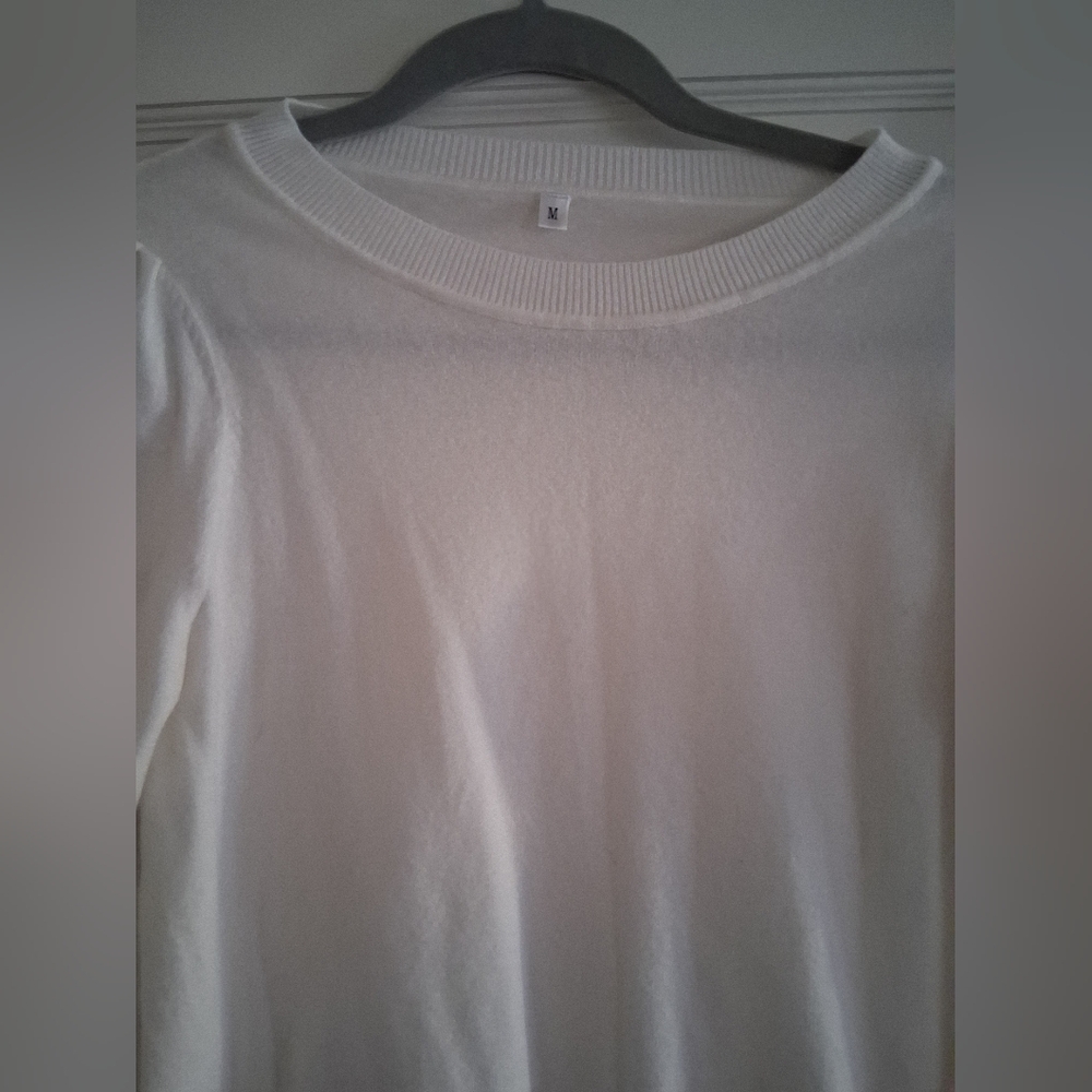 White Sweater - Picture 5 of 10